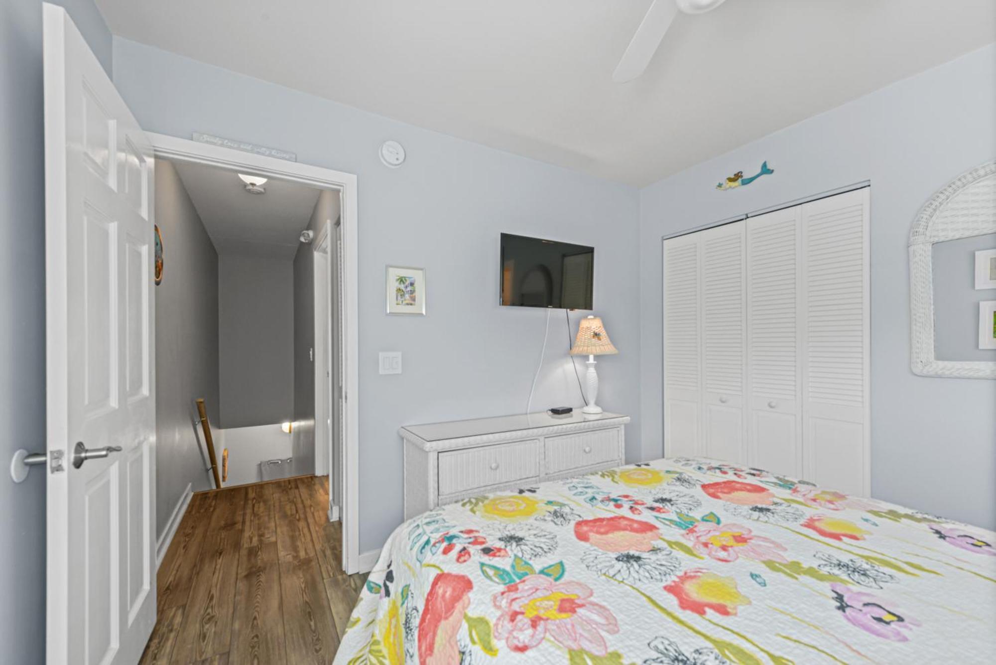 Paradise Place Duval Square Apartment