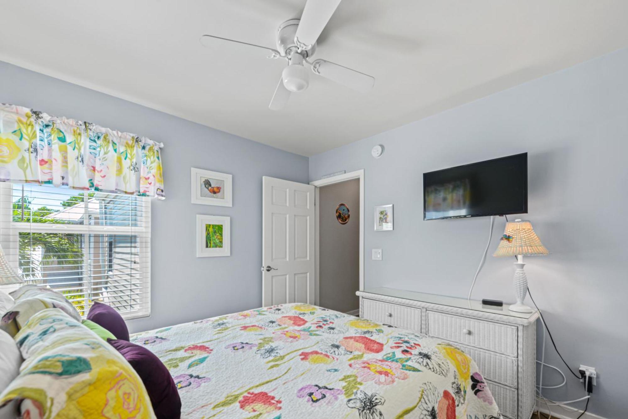 Apartment Paradise Place Duval Square